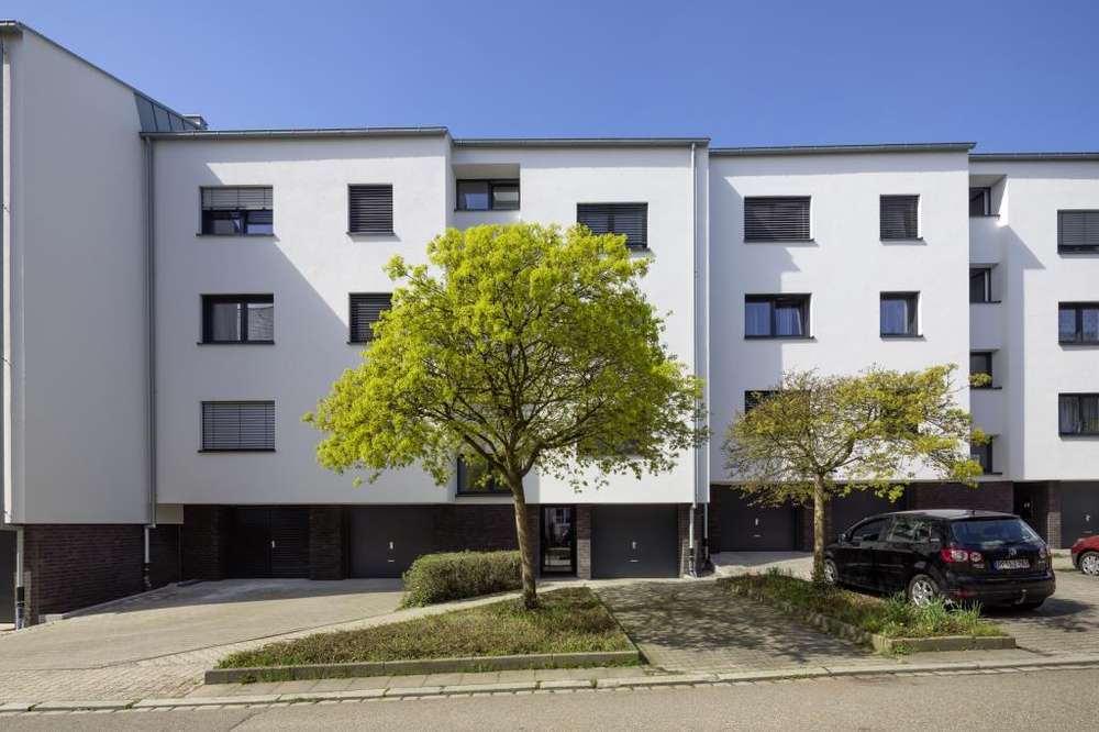 Nur mit Wohnberechtigungsschein – sanierte Wohnung in saniertem Haus