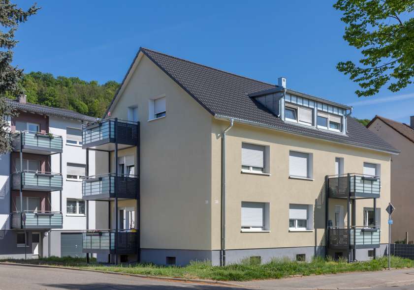 Sanierte Single-Wohnung in modernisiertem Haus