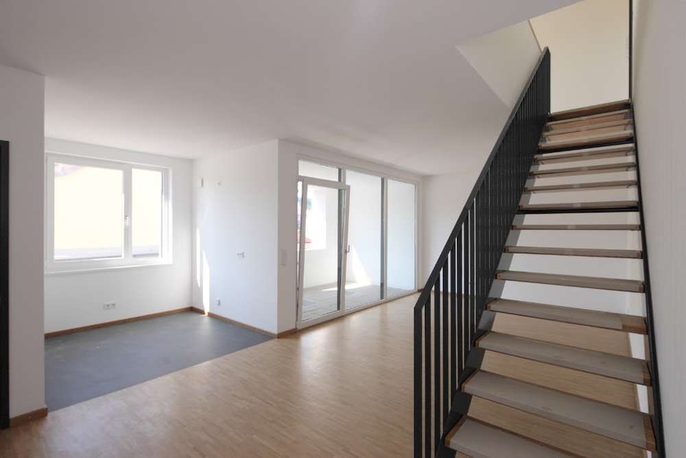 Moderne Maisonette-Wohnung in der „Ortsmitte Niefern“
